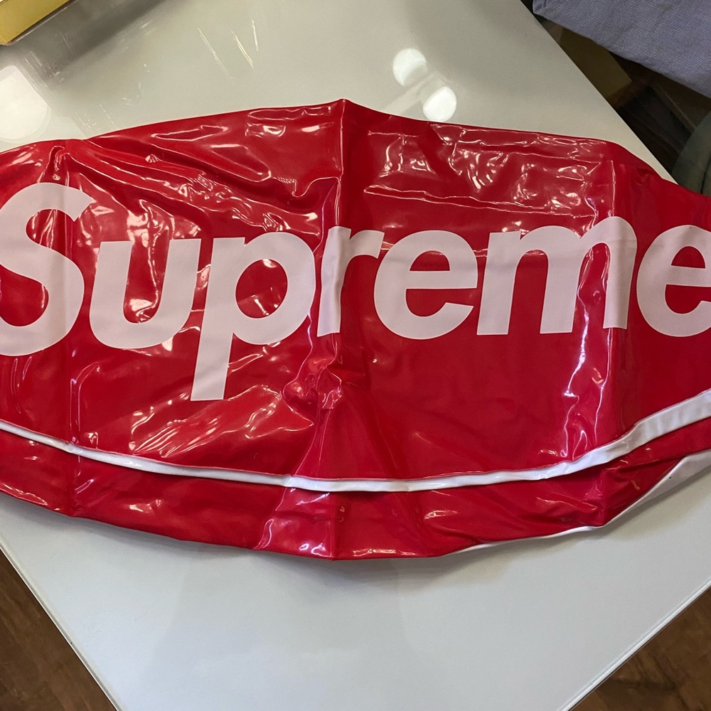 Supreme inflatable beach ball